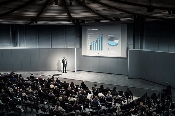 Presenting at conferences with audio solutions from EPOS